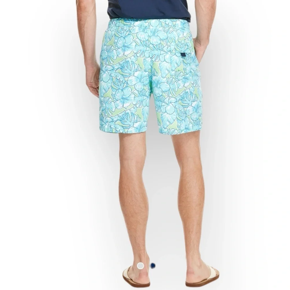 Vineyard Vines men’s tropical swim board shorts size XL summer beach pool resort